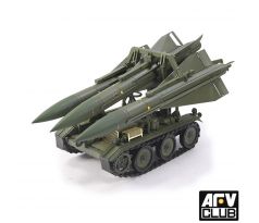 1/35 M-501 MISSILE LOADING TRACTOR