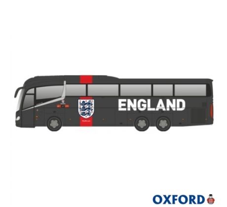 1/76 OXFORD IRIZAR I6 GUIDELINE/ENGLAND TEAM COACH