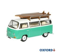 1/76 OXFORD VW CAMPER VAN WITH ROOFRACK SURFBOARDS