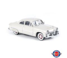 1/43 AHM 1950 Ford 2-Door Coupe with Fender Skirts (Dover Gray)