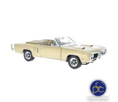 1/18 LUCKY 1970 DODGE CORONET R/T GOLD