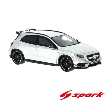 1/43 SPARK Mercedes AMG GLA 45