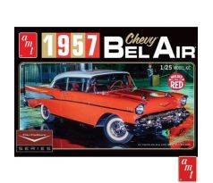 1/25 Chevrolet Bel Air v bielom prevedení