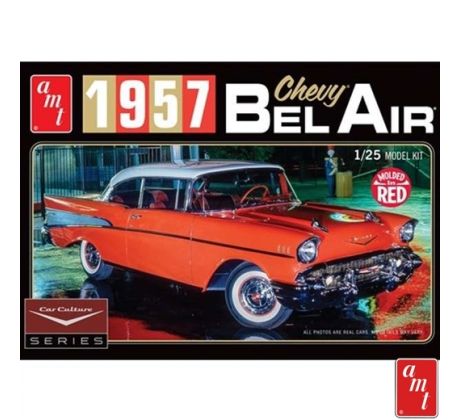 1/25 Chevrolet Bel Air v bielom prevedení