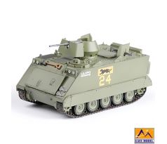 1/72 EASY MODEL M113ACAV 8th Infantry Mechanized