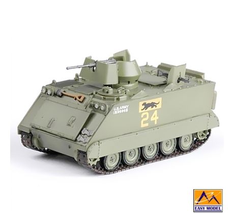 1/72 EASY MODEL M113ACAV 8th Infantry Mechanized