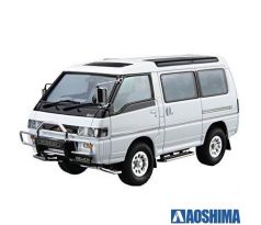 1/24 MITSUBISHI P35W DELICA STAR WAGON '91 (AOSHIMA)