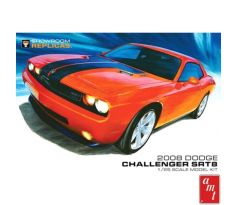 1/24 2008 Dodge Challenger SRT8 (AMT)