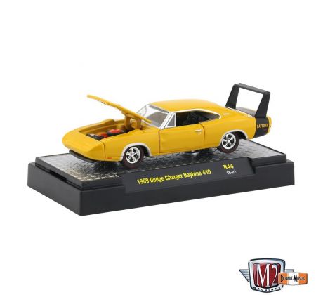 1/64 1969 Dodge Charger Daytona (M2)