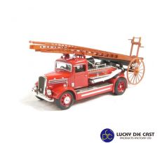 1/43 1938 Dennis Light Four fire engine
