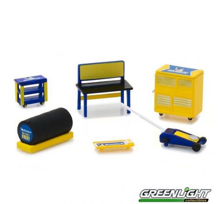 1/64 SHOPTOOL MICHELIN Greenlight