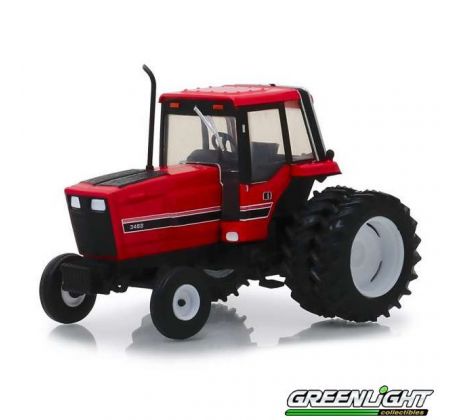 1/64 1982 International Tractor