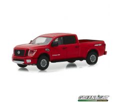 1/64 2018 Nissan Titan XD Pro-4X