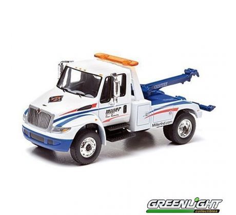 1/64 2013 International Durastar 4400 Tow Truck, Miller Industries