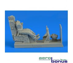 1/32 USAF Fighter Pilot with ejection seat for Tamiya/Revell