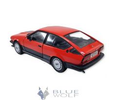 1/18 Alfa GTV 6, červená