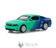 1/64 2013 Ford Mustang Falken Tires