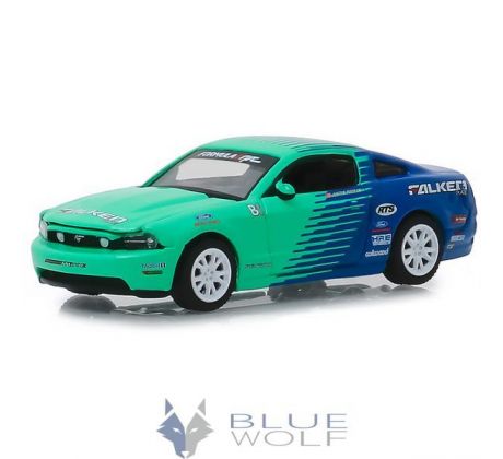 1/64 2013 Ford Mustang Falken Tires