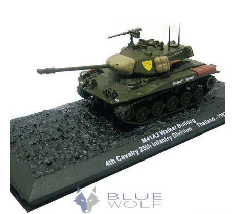 1/72 CADILLAC M41A3 WALKER BULLDOG 4th CAVALRY REGIMENT