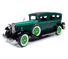 1/18 1931 Peerless Master 8 Sedan, tri tone green