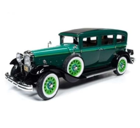 1/18 1931 Peerless Master 8 Sedan, tri tone green